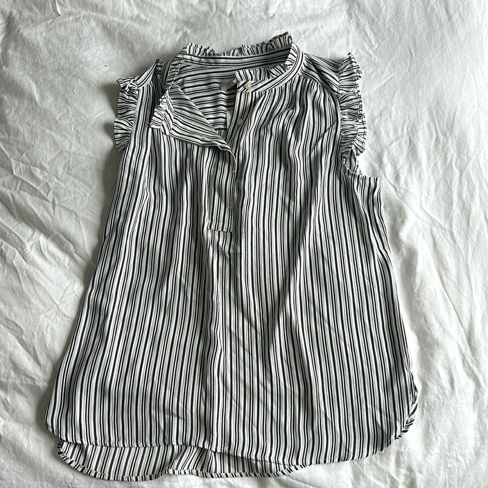 Ruffled Sleeveless Blouse